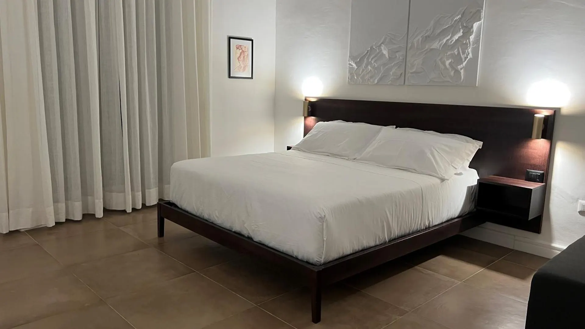 Domus Delia Luxury Apartment Napoli Italia